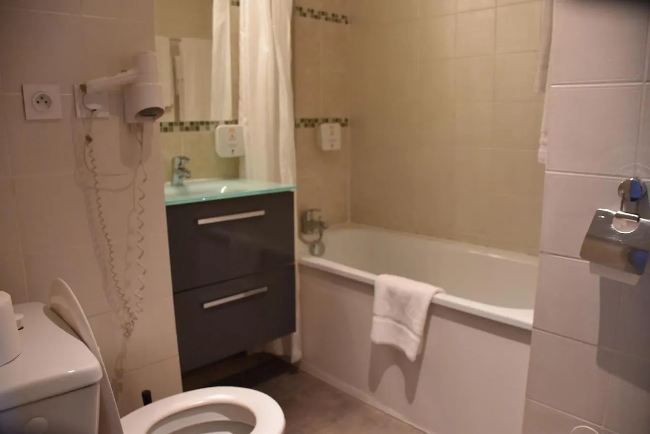 ***  Adonis Arc Hotel Aix Aix-en-Provence Francia