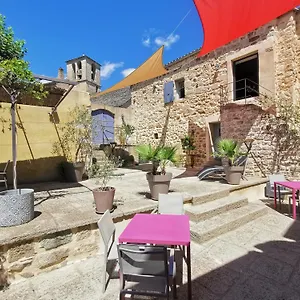 https://le-mas-des-loges-chambonas.hotels-rhonealpes.com