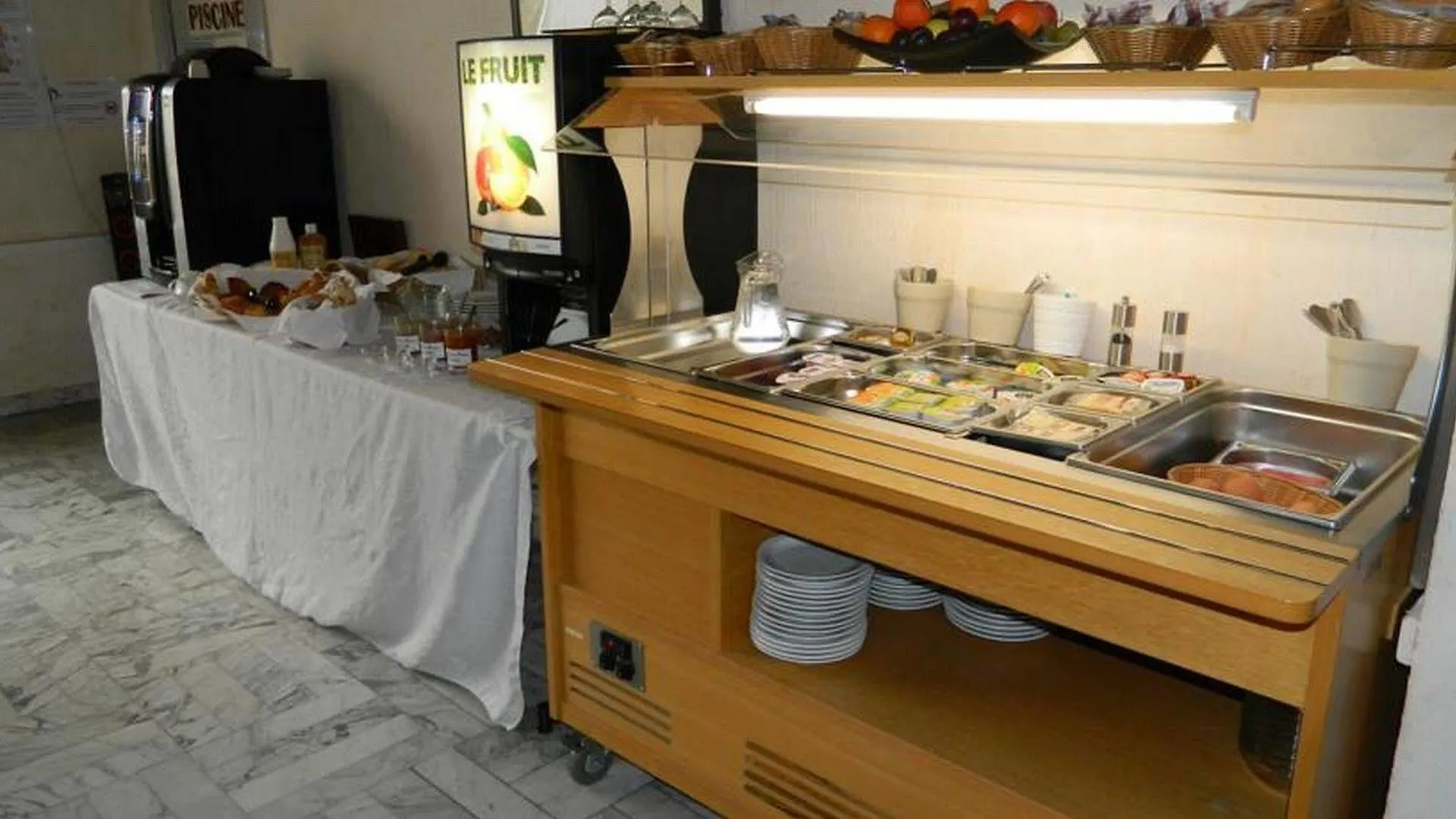 ***  Adonis Arc Hotel Aix Αιξ-αν-Προβάνς Γαλλία